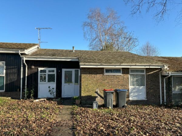 Room Lets – Student House – 53 Ulcombe Gardens, UKC