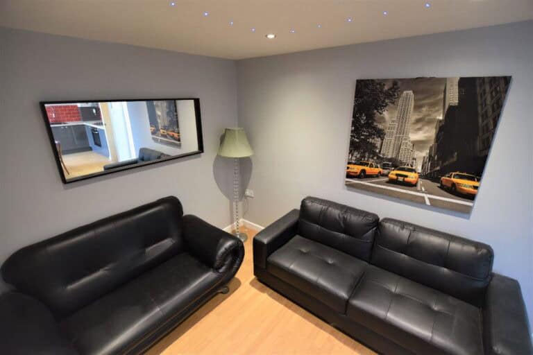 28 Forrester Close