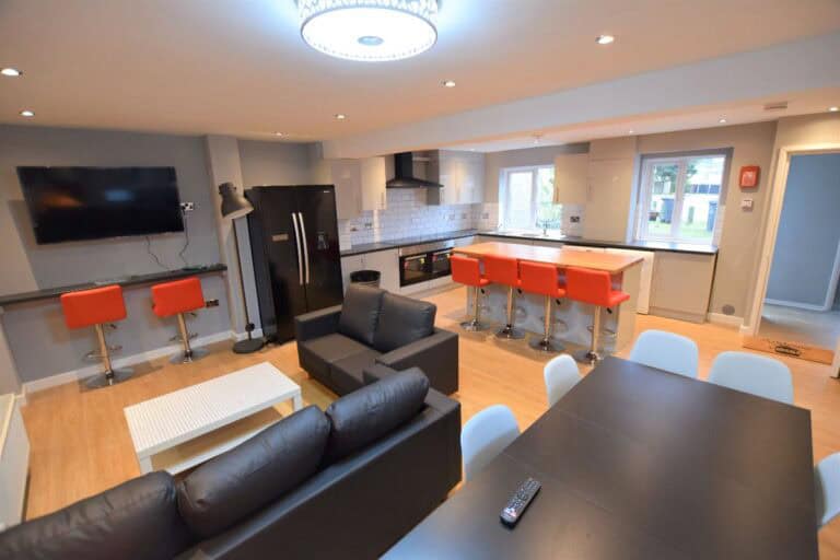 7 bedroom student house on Downs Road, Canterbury